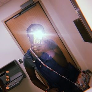 Meet your Posher, Taylor